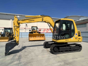 <span class=keywords><strong>มือ</strong></span><span class=keywords><strong>สอง</strong></span> Komatsu Pc56 <span class=keywords><strong>pc60</strong></span> pc70 ขุดไฮดรอลิกแบคโฮตีนตะขาบ 5 ตันมินิใช้<span class=keywords><strong>รถ</strong></span>ขุด komatsu - Product Image 2
