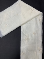 ZP Tissu en mousseline froissée respirante et douce, brodé de fleurs, avec perles et paillettes, idéal pour les tenues formelles/mariages des femmes et des jeunes filles - Grande Vente