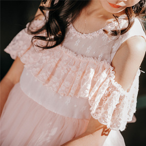 Produits innovants pour l'importation : Nouvelle robe rose en dentelle occidentale pour filles, directement de l'usine chinoise - Product Image 4