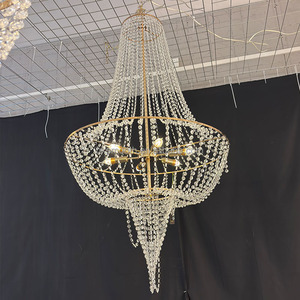 Lampe de table LED pour décoration d'événements extérieurs, idéale pour les mariages, à fixer sur un support de lustre - Product Image 5