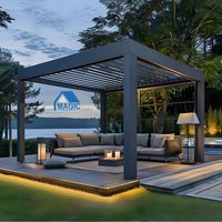 Pergola motorisée de luxe en aluminium avec lames bioclimatiques réglables, gazebo extérieur étanche avec éclairage LED pour patio de villa