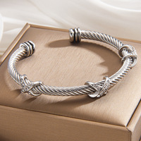 Bracelet en acier titane, ouverture en X, personnalité, luxe, bracelet torsadé, simple, réglable