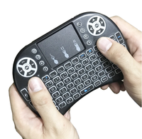 Vente chaude 7 rétro-éclairé anglais 2.4G Air Mouse Remote pour Android TV Box PC I8 Mini clavier sans fil prix d'usine