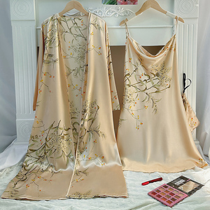 Traje <span class=keywords><strong>de</strong></span> helada <span class=keywords><strong>noche</strong></span> <span class=keywords><strong>de</strong></span> seda fina con estampado <span class=keywords><strong>de</strong></span> <span class=keywords><strong>cerezas</strong></span> <span class=keywords><strong>de</strong></span> alta calidad para mujer, conjunto <span class=keywords><strong>de</strong></span> pijama <span class=keywords><strong>de</strong></span> verano y otoño - Product Image 1