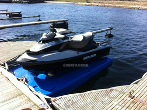 Zhongya Marine Dry Liegeplatz Schwimmendes Jet Ski Dock Drive-on Dock