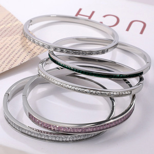 Pulsera de Cristal para Mujer, Tono Dorado, con Incrustaciones de Diamantes de Imitación, para Uso Diario - Product Image 2