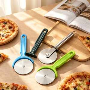 Couteau à pizza pliable multifonctionnel en acier inoxydable avec manche en bois, rouleau à pâtisserie, gadgets de cuisine pour la pâtisserie à domicile - Product Image 4