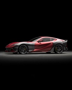 ชุดแต่งคาร์บอนไฟเบอร์สไตล์ Ze สำหรับ Ferrari 812 สภาพใหม่ ประกอบด้วยลิ้นหน้า สเกิร์ตข้าง ดิฟฟิวเซอร์ สปอยเลอร์ ซุ้มล้อ - Product Image 3