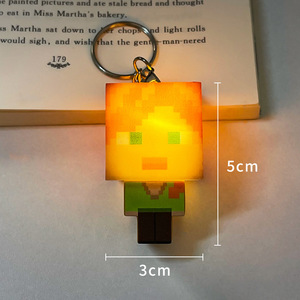 Venta al por mayor: Nuevo y creativo llavero de PVC con diseño de minero de <span class=keywords><strong>Minecraft</strong></span>, linterna y colgante para bolso, juguete pequeño luminoso 3D. - Product Image 5