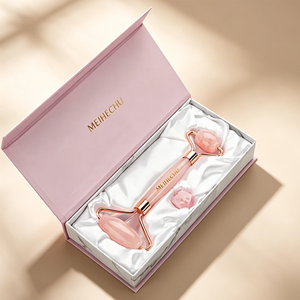 Boîte-cadeau magnétique de luxe avec ruban personnalisé pour cosmétiques de mariage - Product Image 1