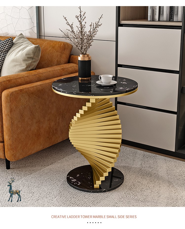 | طاولة جانبية مودرن بتصميم ملتف