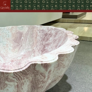 Bañera Independiente de Mármol Rosa GOLDKING Premium para Spa, con Borde Festoneado, Fabricada a Medida con CNC - Product Image 3