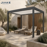 Pergola bioclimatique motorisée en aluminium pour terrasse de spa et de bien-être en Europe