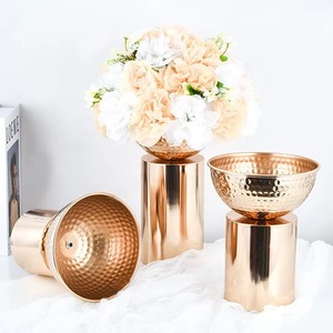 Bol piédestal en laiton antique pièce maîtresse de mariage Vintage Mini Pots d'arrangement de fleurs en or Vases en métal décorations de Table vivant - Product Image 2