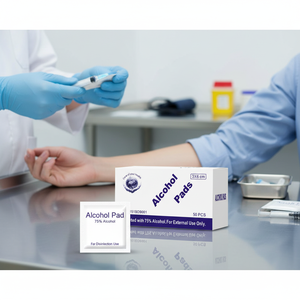 Toallitas de <span class=keywords><strong>Alcohol</strong></span> Isopropílico al 70% Envasadas Individualmente, 100 Unidades, para Limpieza de Botellas de Medicamentos y Boca - Product Image 1