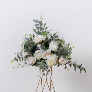 Boule de fleurs artificielles rouges en soie, ornement floral pour centre de table de mariage, vente en gros - Product Image 3