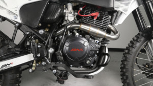 Motocicleta Todoterreno de Alta Potencia, 120 km/h, 300 cc, 4 Tiempos, Gasolina, con Certificación EEC, COC y EPA, Enduro, para Carreras, Fabricada en China - Product Image 2
