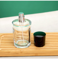 Flacon de parfum carré en verre de 75 ml avec pulvérisateur à pompe, boîte cadeau, diffuseur à bâtonnets, emballage personnalisable