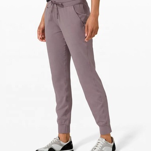 <span class=keywords><strong>Pantaloni</strong></span> da Jogging sportivi da donna personalizzati OEM nuovi <span class=keywords><strong>pantaloni</strong></span> da corsa per <span class=keywords><strong>pantaloni</strong></span> da Fitness da donna - Product Image 1