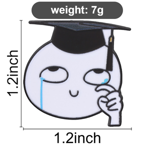 Divertente Spilla in Smalto Emoji Piangente per Laurea, Distintivo Meme Laureato con Lacrime per Decorazione Zaino - Product Image 6