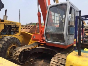 Excavadora Hidráulica de Orugas Hitachi EX200-1 Usada en Japón, 20000 Toneladas, Bomba KYB y Motor en Buen Estado, en Venta - Product Image 6