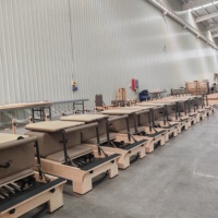 Reformer de Pilates professionnel en bois d'érable avec système de barre de pieds réglable intégré et cadre en bois d'érable plus épais