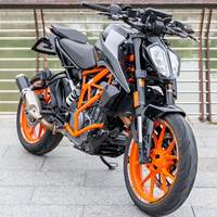 Moto de rue nue à essence monocylindre refroidie par eau KTM1 390 Duke 390cc d'occasion