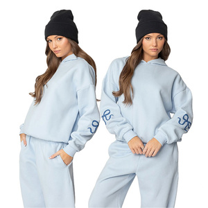 Completo da donna <span class=keywords><strong>elegante</strong></span> a due pezzi con ricami, felpa con cappuccio e pantaloni lunghi sportivi - Product Image 4
