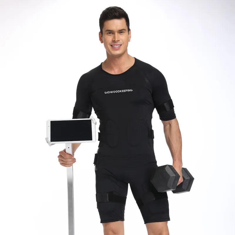 GIO-estimulador muscular eléctrico Ems inalámbrico para hombre, ropa deportiva para gimnasio, ropa inteligente, secado EMS, conjunto de traje de entrenamiento de cuerpo completo