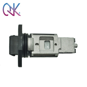 เครื่องวัดการไหลของอากาศ 077133471D สำหรับ Audi A8 เซ็นเซอร์ MAF เส้นผ่านศูนย์กลางภายใน 70 มม. เกียร์อัตโนมัติ - Product Image 2