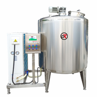Agitateur réfrigérant en acier inoxydable pour lait cru, destiné aux entrepôts frigorifiques et à la production et transformation ultérieure du lait.
