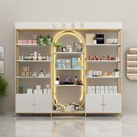 Vitrine de présentation cosmétique de luxe légère avec cadre doré, multi-niveaux, carrée, rétroéclairée par LED, robuste, étanche et recyclable pour salon et commerce de détail