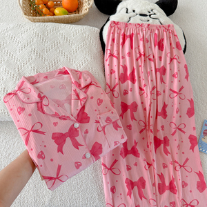 Ensemble de pyjama long à manches longues pour <span class=keywords><strong>femme</strong></span> en tissu froissé, style français romantique et doux, collection printemps/automne - Product Image 2