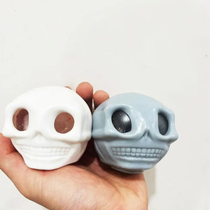 Juguetes Blandos de Calavera de Halloween de TPR con Ojos de Araña, Gadgets de Broma, Decoración para Fiestas, Venta al por Mayor a Granel - Product Image 6