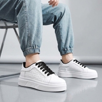 Baskets de luxe style designer gaufrées, chaussures de ville blanches, semelle numérique tendance, plateforme unisexe, streetwear, chaussures décontractées