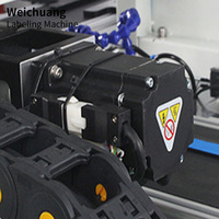Machine d'étiquetage de positionnement de caméra visuelle d'autocollant d'étiquette visuelle entièrement automatique Machine d'étiquetage professionnelle de haute précision