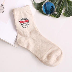 Venta al por mayor otoño e invierno nuevo Simple <span class=keywords><strong>mujer</strong></span> fantasía pensador <span class=keywords><strong>Calcetines</strong></span> - Product Image 1