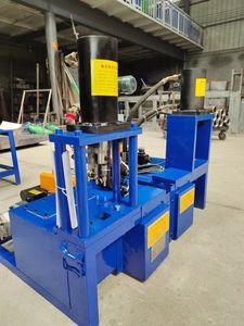 Prensa hidráulica para la fabricación de vallas de acero inoxidable con puntas prensadas antiescalada, barreras antirrobo para los ladrones - Product Image 5