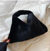 Vente chaude Hiver Mode Douce Fille Fourrure Sac À Main De Luxe Doux Fourrure En Peluche Sous Les Bras Embrayage De Mariage Dame Sac À Main