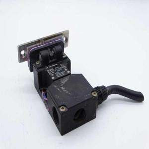 AZ16-ZI-M16 anahtarı yepyeni orijinal hazır stokta endüstriyel otomasyon PAC özel PLC programlama kontrol cihazı - Product Image 1