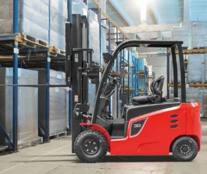 Carrello Elevatore CPD30 da 3 Tonnellate con Posizionatore Forche a Spostamento Laterale, Motore Brushless AC, per Movimentazione in Magazzino - Product Image 6