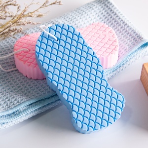 Éponge de <span class=keywords><strong>Douche</strong></span> Réutilisable Douce Exfoliante pour le Corps, Éliminateur de Peaux Mortes, Éponge Exfoliante Douce en PVA en Forme d'Écaille de Poisson, Éponge de Bain 3D pour Enfants, Gommage Corporel - Product Image 1