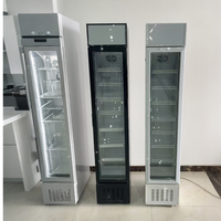 Réfrigérateur commercial vertical à 1 porte en verre pour boissons, 6 étagères réglables, ultra-fin et éclairage LED pour les petites supérettes