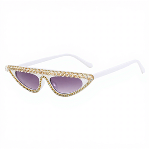 Triangular Cat-Eye Small-<b>Frame</b> Diamond-Studded Arrival European & American Vintage-Inspired Distinctive Sunglasses - Product Image 6