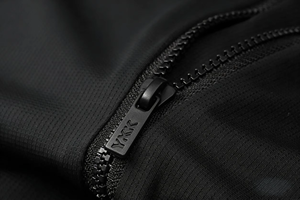 เสื้อจักรยาน Zede รุ่นยอดนิยม ระบายอากาศได้ดี ซับเหงื่อ สวมใส่สบาย ซิปเต็มตัว น้ำหนักเบา เหมาะสำหรับการแข่งขันจักรยานเสือหมอบและจักรยานเสือภูเขา - Product Image 4