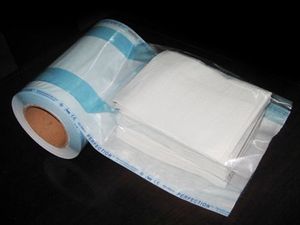 ماكينة بمحبس تعقيم ذاتي التلقائي لتعبئة وحقيبة تعقيم ورقية تعقيم ذاتي اللصقة آلية للاستخدام مرة واحدة - Product Image 3