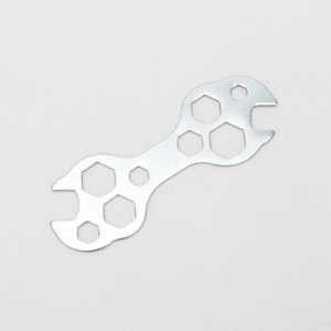 Clé à plusieurs trous Yueli en métal argenté de type A pour réparation de vélo - Product Image 1