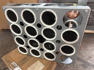 6SY70000AD78 6SY7000-0AD78 โมดูลตัวเก็บประจุสำหรับระบบขับเคลื่อนความถี่ - Product Image 2