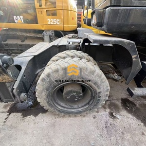 Excavadora de Ruedas HYUNDAI 210W-9T Usada, Versátil, de 21 Toneladas, para Construcción y Demolición Pesada - Product Image 2