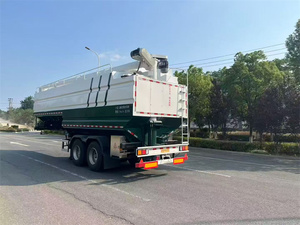 Camion de transport d'aliments pour animaux en vrac, 35 mètres cubes, 20-30 tonnes, adapté au transport de céréales en vrac pour le bétail - Product Image 6